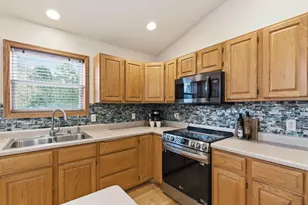 706 Amnicon Trail, Madison, WI 53718 - Photo 18
