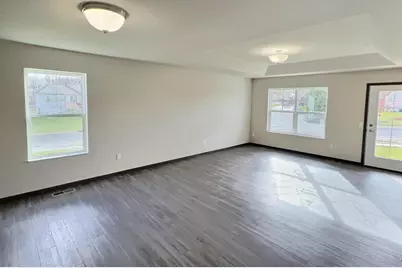 1510 Wedgewood Drive, Watertown, WI 53098 - Photo 6