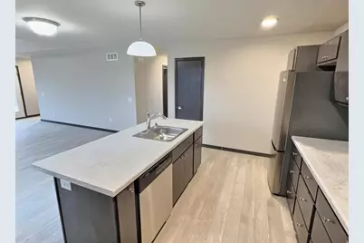 1512 Wedgewood Drive, Watertown, WI 53098 - Photo 8