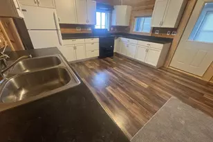 409 Spring St, Highland, WI 53543 - Photo 8