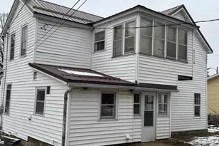 409 Spring St, Highland, WI 53543 - Photo 2