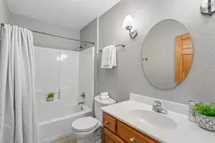 4229 Baybrook Dr, Janesville, WI 53546 - Photo 20