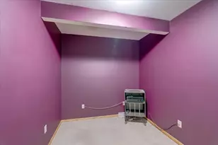 1017 Gammon Ln, Madison, WI 53719 - Photo 14