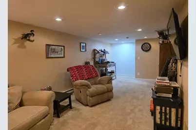 1508 Endl Blvd/501 Nadig Court, Fort Atkinson, WI 53538 - Photo 14