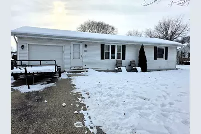 1508 Endl Blvd/501 Nadig Court, Fort Atkinson, WI 53538 - Photo 2