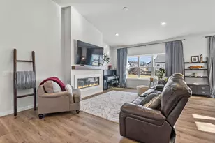 6630 Ramshorn Dr, DeForest, WI 53532 - Photo 14