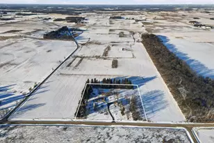 W5938 Hall Rd, Poynette, WI 53955 - Photo 24