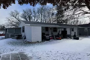 1310 Monterey Ln, Janesville, WI 53546 - Photo 2