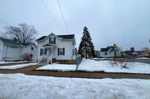 427 W 12th Ave, Oshkosh, WI 54902 - Photo 12