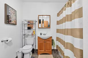 427 W 12th Ave, Oshkosh, WI 54902 - Photo 20