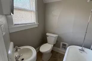 848 8th St, Beloit, WI 53511 - Photo 14