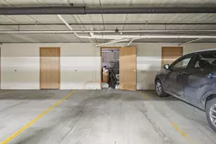 301 Harbour Town Dr, Madison, WI 53717 - Photo 26