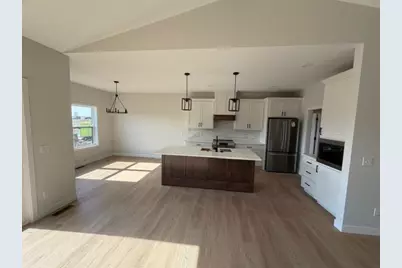 7714 Larkspur Lane, DeForest, WI 53532 - Photo 4