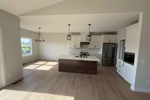 7714 Larkspur Ln, DeForest, WI 53532 - Photo 4