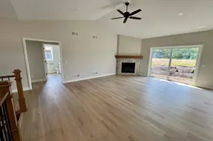 7714 Larkspur Ln, DeForest, WI 53532 - Photo 6