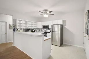 2831 Cimarron Trail, Madison, WI 53719 - Photo 8