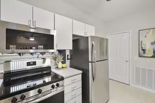 2831 Cimarron Trail, Madison, WI 53719 - Photo 4