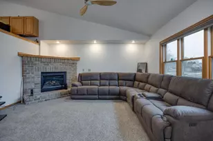 1348 Windsor Cir, Watertown, WI 53098 - Photo 6
