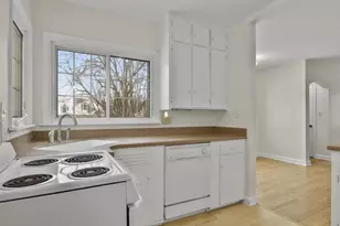 37 S Hillside Terrace, Madison, WI 53705 - Photo 8