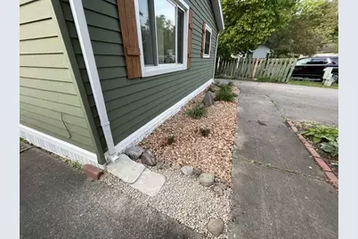 75 Falling Creek Circle #75, Janesville, WI 53548 - Photo 2