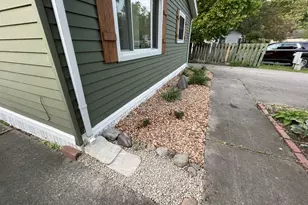 75 Falling Creek Cir, Janesville, WI 53548 - Photo 2