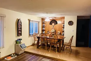 75 Falling Creek Cir, Janesville, WI 53548 - Photo 8