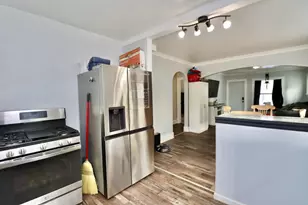 1736 Wisconsin Ave, Beloit, WI 53511 - Photo 4