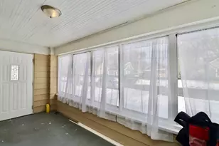 1736 Wisconsin Ave, Beloit, WI 53511 - Photo 12