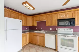 528 East Bluff, Madison, WI 53704 - Photo 16