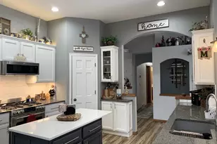 412 Vista Cir, Columbus, WI 53925 - Photo 38