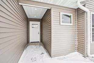 2463 Russell Ct, Reedsburg, WI 53959 - Photo 4