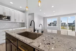 623 Rustic Rise Wy, Madison, WI 53593 - Photo 10