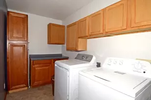 810 N High St, Fort Atkinson, WI 53538 - Photo 10