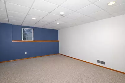 810 N High Street, Fort Atkinson, WI 53538 - Photo 18