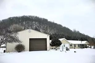 41498 S Sleepy Hollow Rd, Gays Mills, WI 54631 - Photo 2