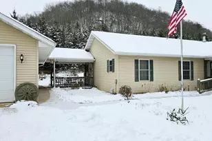 41498 S Sleepy Hollow Rd, Gays Mills, WI 54631 - Photo 12