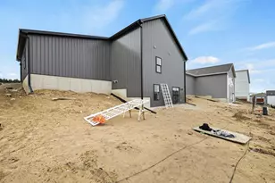 127 Lupine Ave, Poynette, WI 53955 - Photo 40