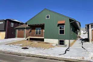 118 Boneset Ave, Poynette, WI 53955 - Photo 2