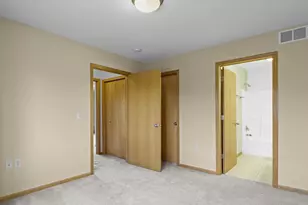 3902 Maple Grove Dr, Madison, WI 53719 - Photo 24