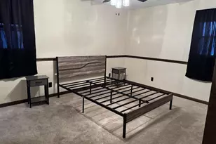 209 Hilltop Cir, Brooklyn, WI 53521 - Photo 10