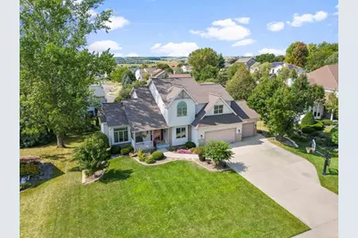 925 Lexington Way, Waunakee, WI 53597 - Photo 2