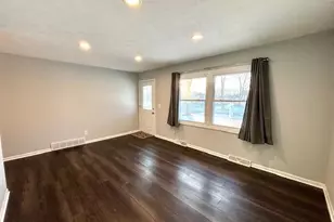 2229 S Willard Ave, Janesville, WI 53546 - Photo 8