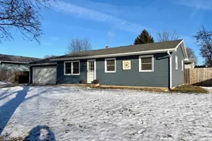 2229 S Willard Ave, Janesville, WI 53546 - Photo 6