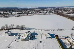 5614 Glorious Dr, Madison, WI 53718 - Photo 22