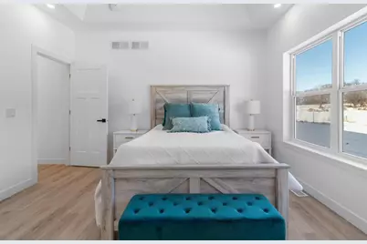 5614 Glorious Drive, Madison, WI 53718 - Photo 14