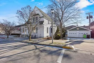 511 Hill St, Green Lake, WI 54941 - Photo 2