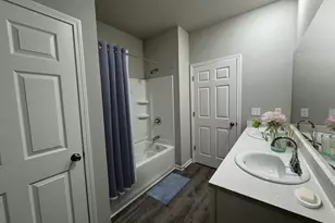 402 N Julie Ct, Belleville, WI 53508 - Photo 14