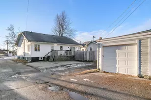 709 DeWitt St, Portage, WI 53901 - Photo 8