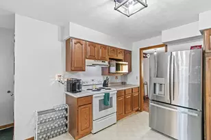 709 DeWitt St, Portage, WI 53901 - Photo 16