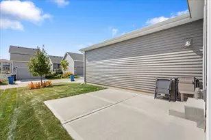 6107 Ragan St, Madison, WI 53718 - Photo 38